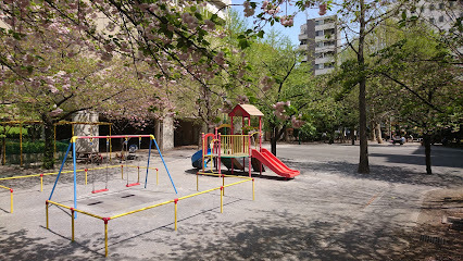 公園　中央区立京橋公園（公園）まで113m