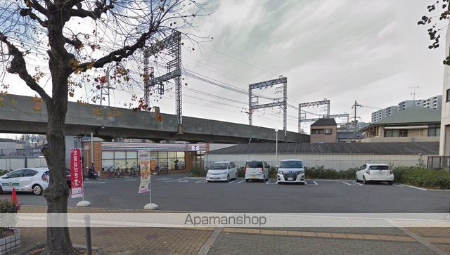 コンビニ　セブンイレブン（コンビニ）まで455m