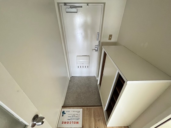 玄関　※別部屋の写真です