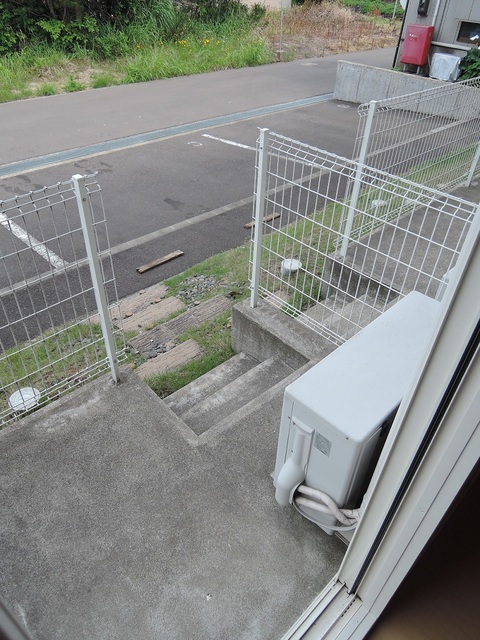バルコニー　テラス