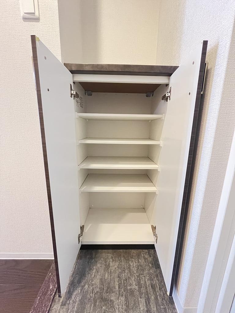 玄関　※同建造物別部屋(同仕様)