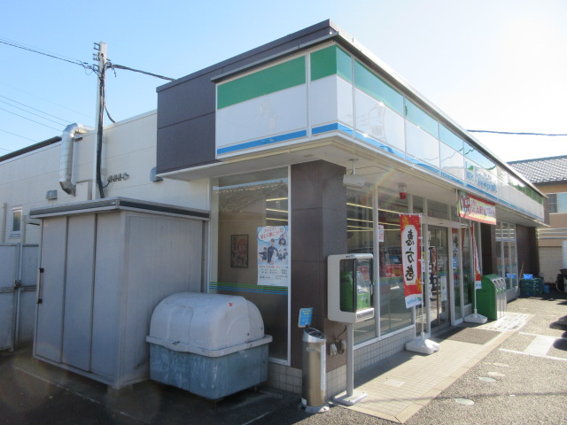 コンビニ　ファミリーマート 富士見台二丁目店（コンビニ）まで283m