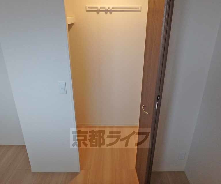 収納　奥行きある収納です