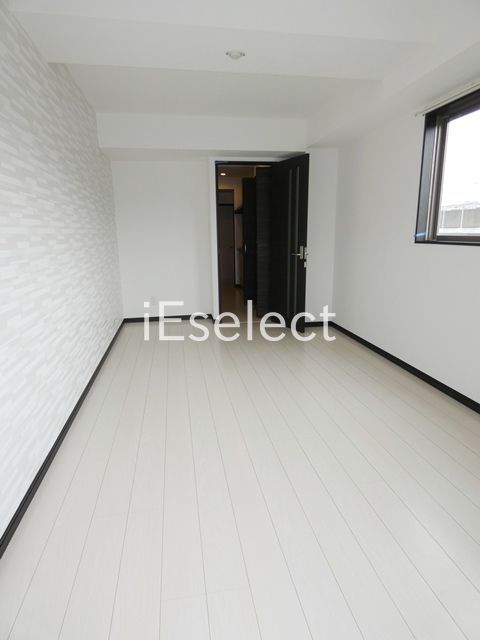 その他部屋・スペース　アクセントクロスでオシャレなお部屋です。