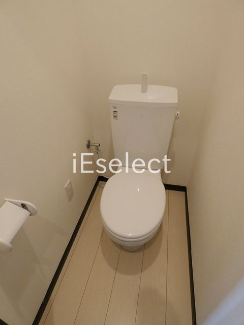 トイレ　シンプルなトイレです。