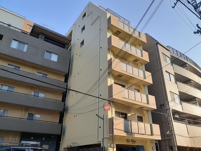 建物外観　安心のオートロック付きです♪