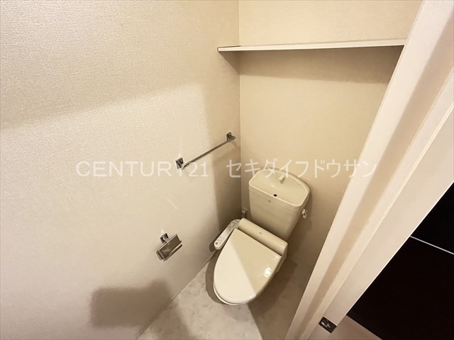 トイレ　温水洗浄便座