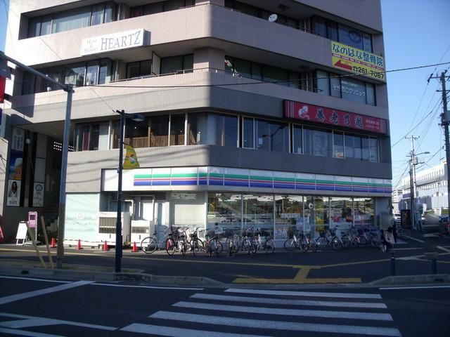 コンビニ　スリーエフ（コンビニ）まで60m