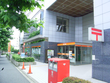 郵便局　落合郵便局（郵便局）まで272m