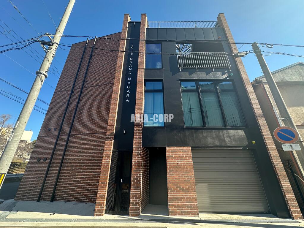 建物外観　2022年完成、即満室になった伝説のラグジュアリーGH！！