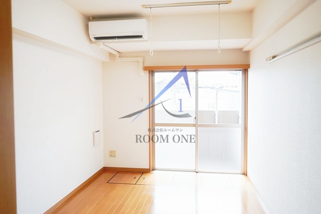 居室・リビング　洋室のお部屋です。