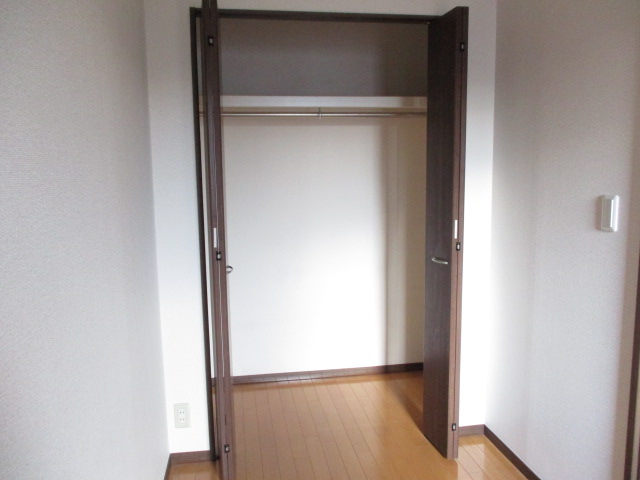 収納　201号室の写真です。