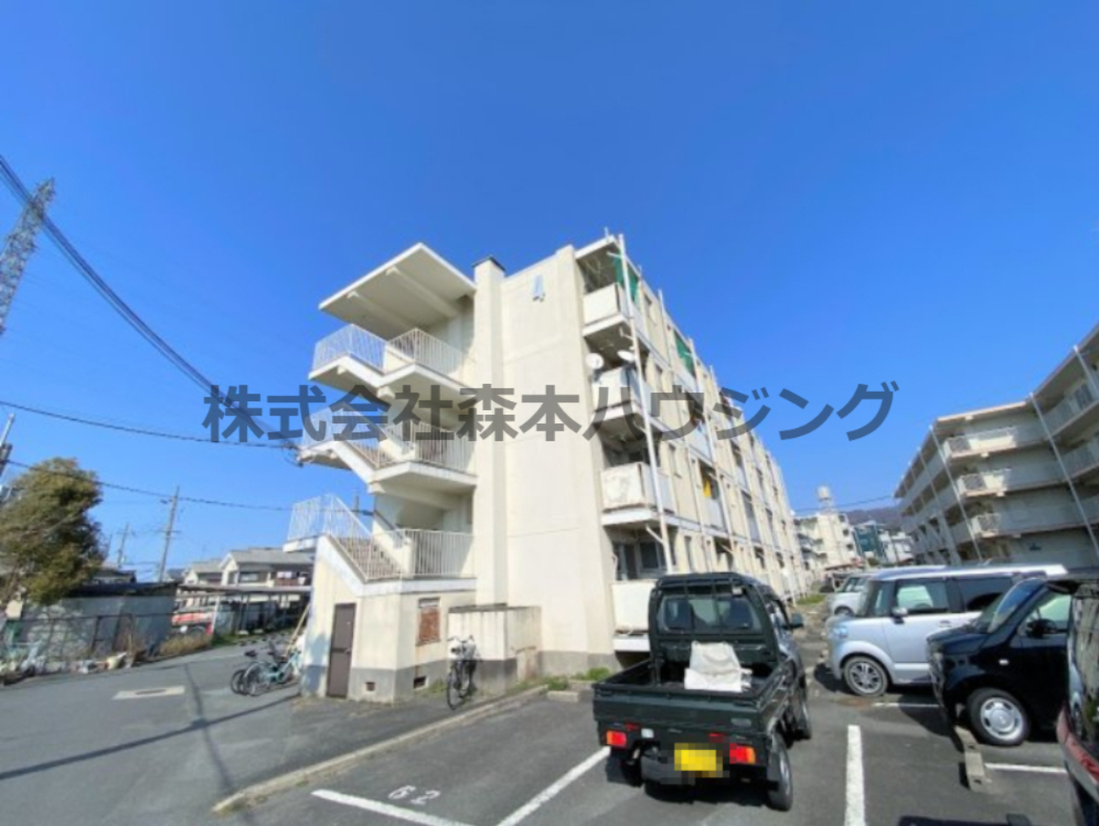 ビレッジハウス私部4号棟の外観写真