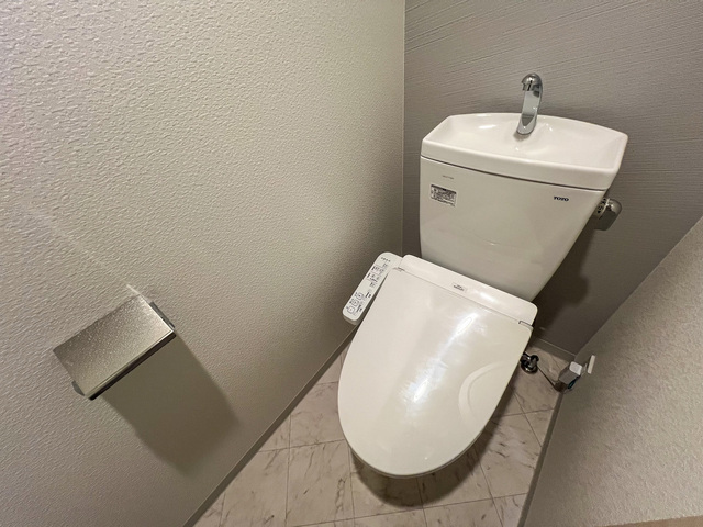 S-RESIDENCE天満町barkのトイレ写真