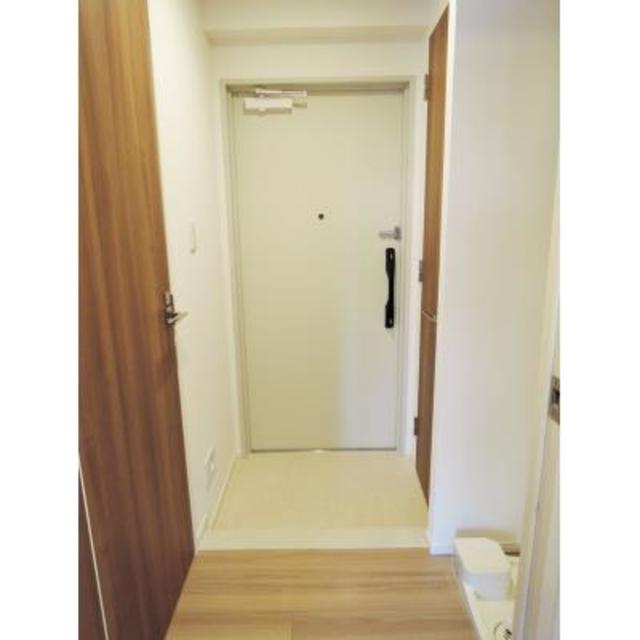 玄関　※写真は同タイプ住戸です。