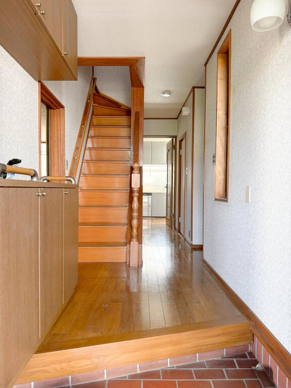 取手市西二丁目中古戸建の玄関写真