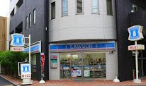 コンビニ　ローソン 滝野川七丁目明治通り店（コンビニ）まで926m