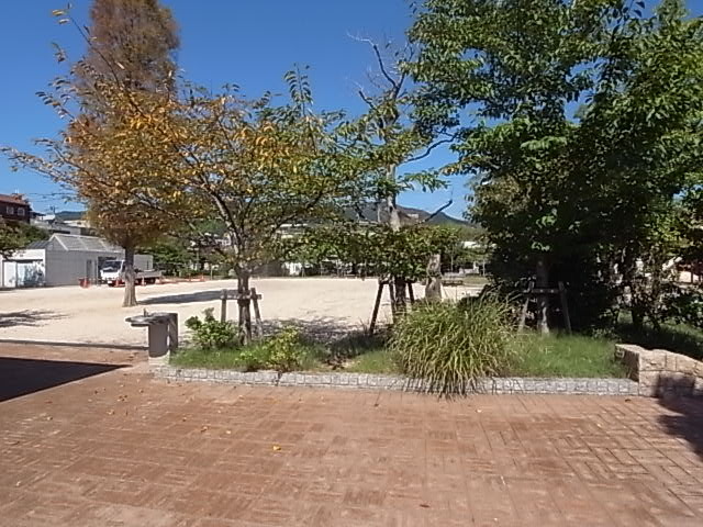 公園　津知公園（公園）まで295m
