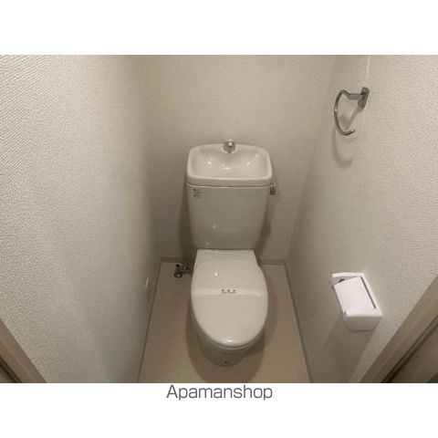 ＪＲ中央線 東中野駅 徒歩6分 7階建 築23年のトイレ写真