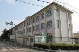小学校　尼崎市立長洲小学校（小学校）まで1592m