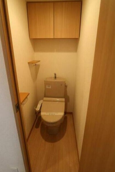 西武新宿線 沼袋駅 徒歩11分 5階建 築15年のトイレ写真