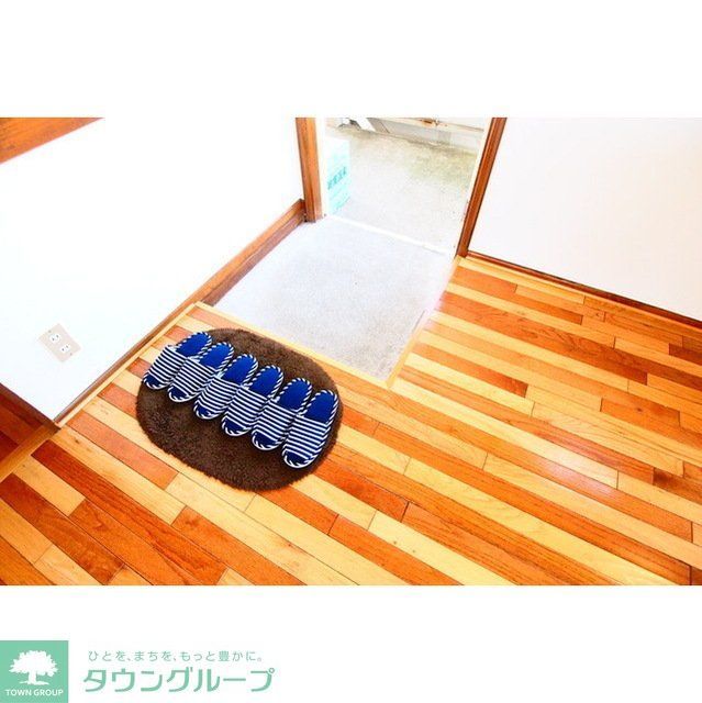 玄関　★お部屋探しは株式会社タウンハウジング東京まで★