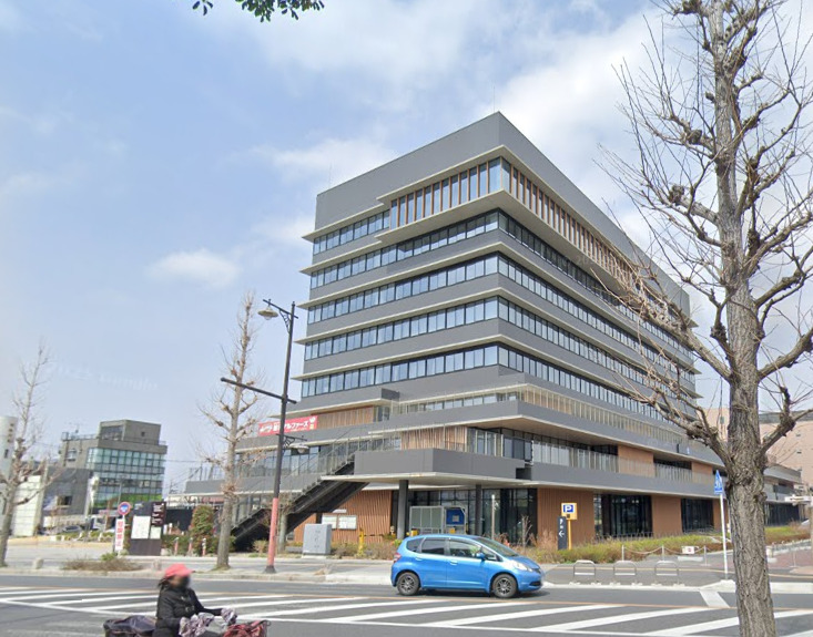 役所　越谷市役所（役所）まで1041m