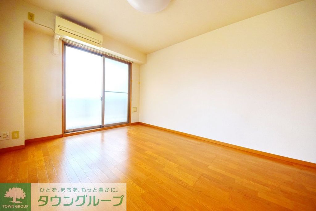 アンプルールフェールWadaの居間写真