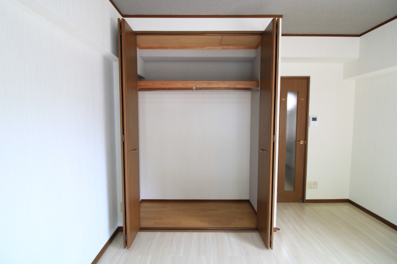 収納　クローゼット