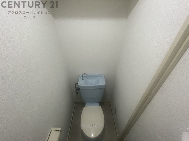 トイレ　シンプルで使いやすいトイレです♪