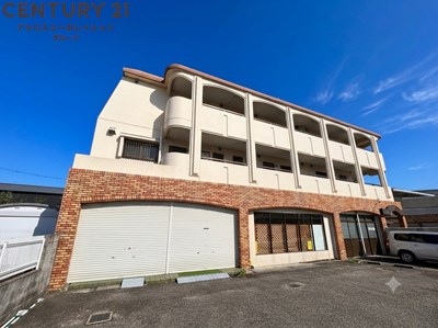 建物外観　敷地内に駐輪場があります☆
