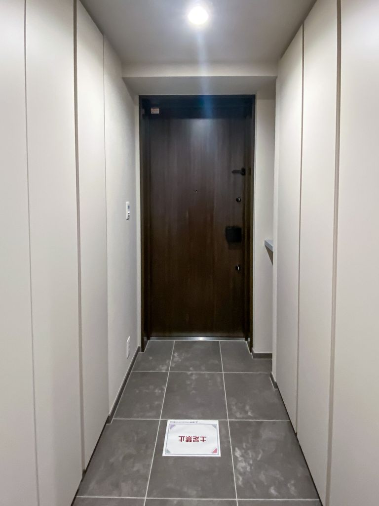 玄関　同タイプの室内写真です。