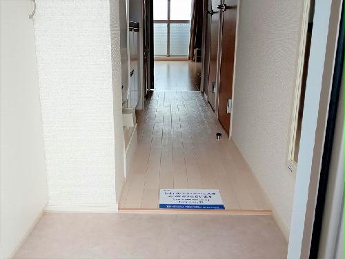 クレイノコンフォールの玄関写真