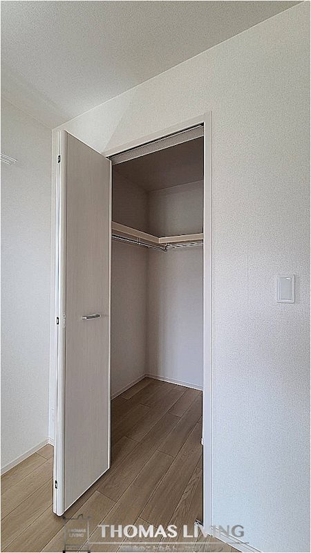 収納　ウォークインクローゼットで荷物の多い方も安心です。