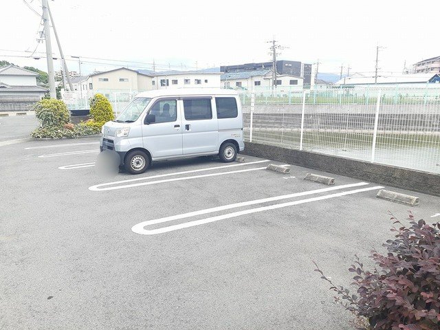駐車場　駐車場があります