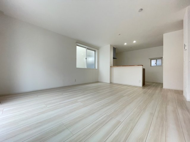 豊中市春日町5丁目貸家の居間写真