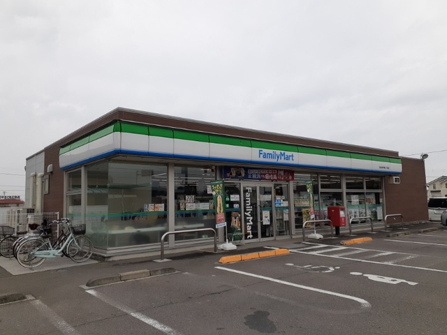 コンビニ　ファミリーマート余戸南６店（コンビニ）まで450m