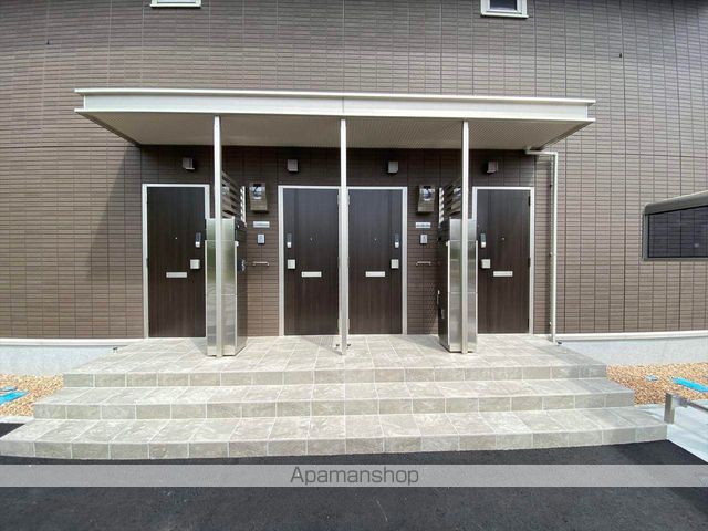 ＪＲ境線 後藤駅 バス乗車時間：15分 最寄りバス停で下車 徒歩6分 2階建 築4年の外観写真