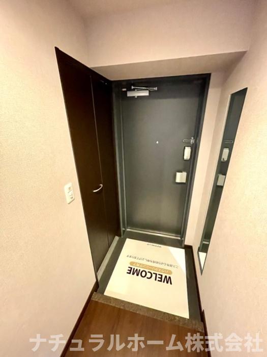 玄関　姿見付き 玄関室内