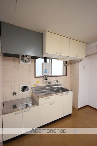 広島電鉄横川線 寺町駅 徒歩4分 4階建 築46年のキッチン写真