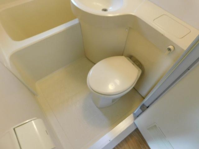 トイレ　綺麗なトイレですね