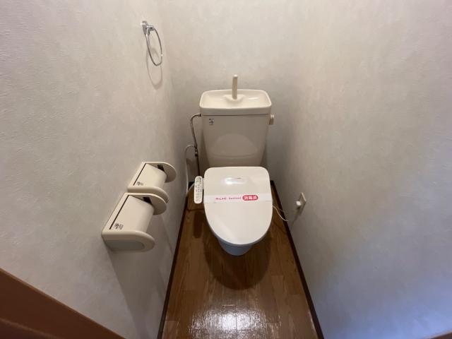 トイレ　シャワー付トイレ
