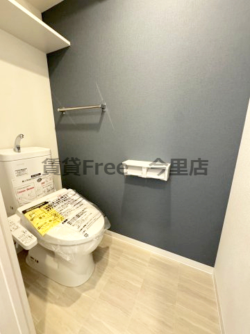 近鉄大阪線 布施駅 徒歩7分 12階建 築2年のトイレ写真