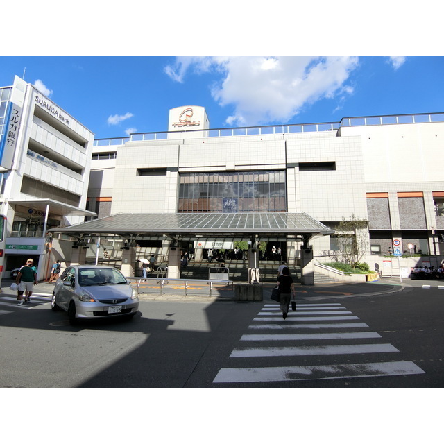 ショッピングセンター　日吉東急アベニュー（ショッピングセンター）まで320m