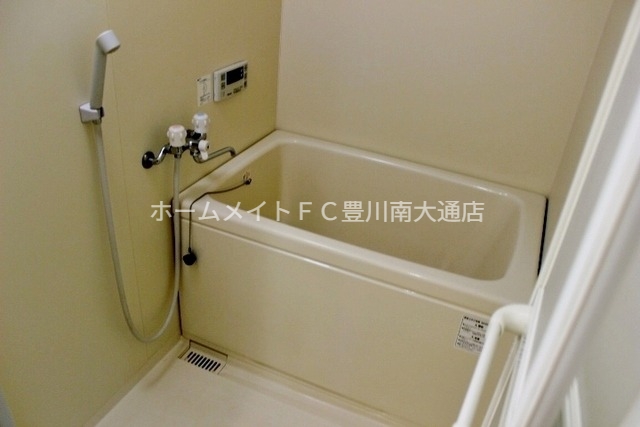 バス・シャワールーム　同型別部屋写真