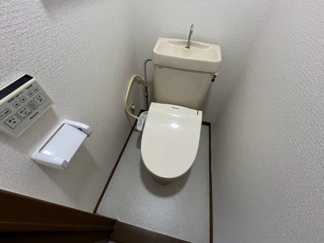 ウエストコート御影のトイレ写真