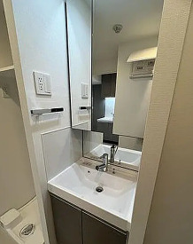 洗面設備　写真は同タイプ住居です