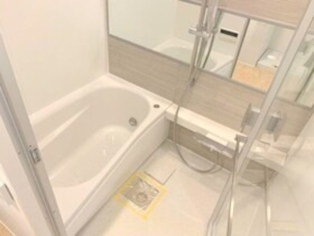 バス・シャワールーム　別部屋同仕様