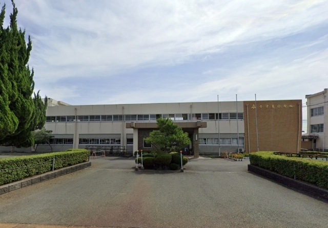 小学校　高島市立今津東小学校（小学校）まで1533m