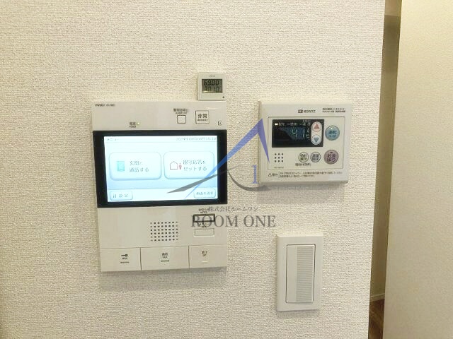 セキュリティ　モニター付きインターホンです。